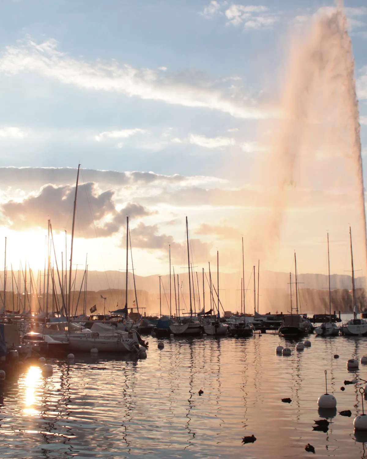 Jet d'Eau on Lake Geneva at golden hour
